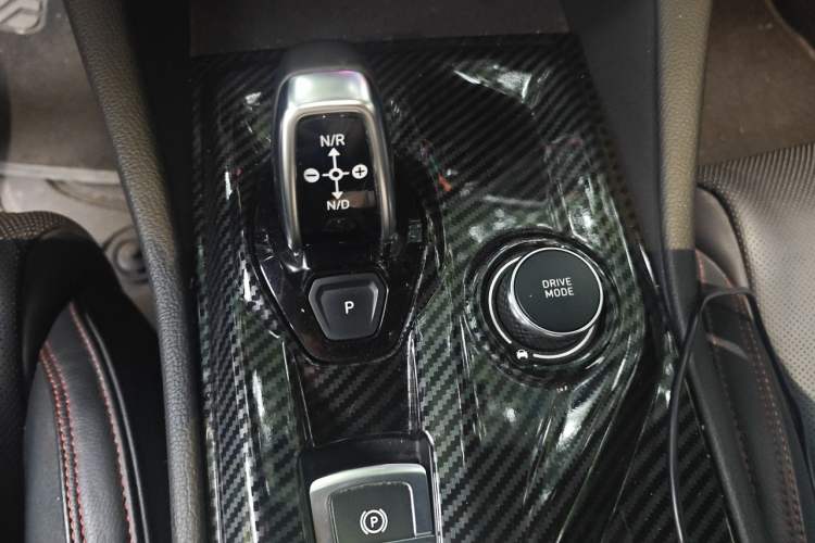 Used Lynk & Co 03 2018 1.5TD DCT JingPro Edition China V Standard Gear Lever