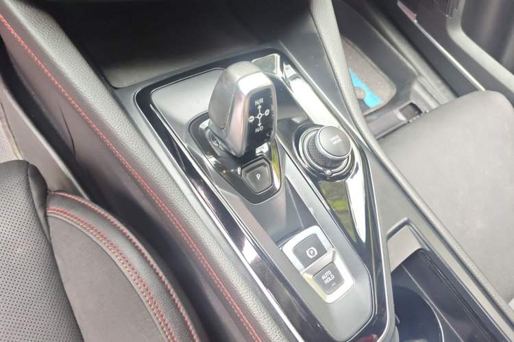 Used Lynk & Co 03 2018 1.5TD DCT Sport Edition China V Standard Gear Lever