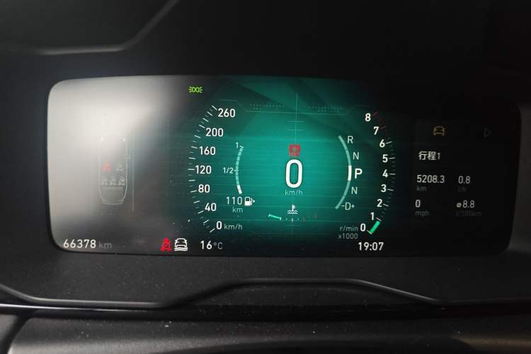 Used Lynk & Co 03 2018 1.5TD DCT JingPro Edition China V Standard Instrument Cluster