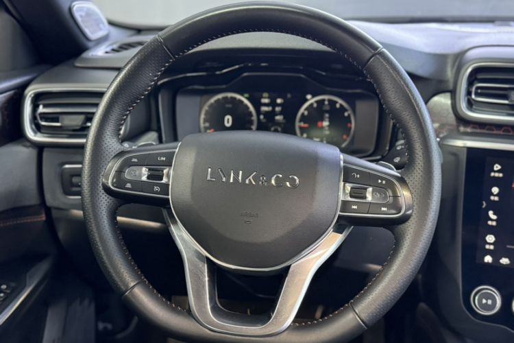 Used Lynk & Co 03 2018 1.5TD DCT JingPro Edition China V Standard Interior 6