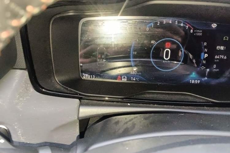 Used Lynk & Co 03 2018 1.5TD DCT JingPro Edition China V Standard Odometer Close Up