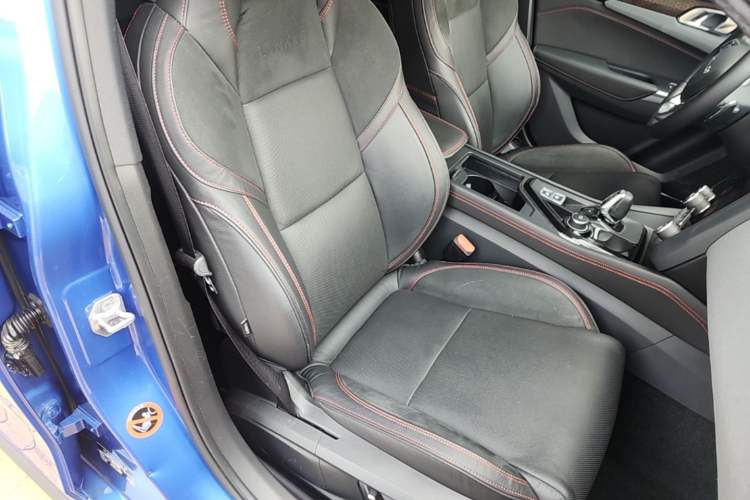 Used Lynk & Co 03 2018 1.5TD DCT JingPro Edition China V Standard Right Front Seat