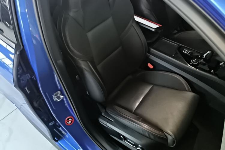 Used Lynk & Co 03 2018 1.5TD DCT JingPro Edition China V Standard Right Front Seat