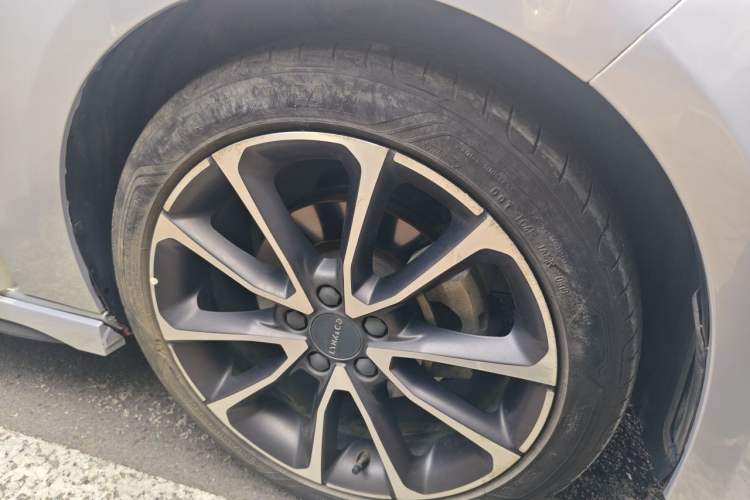 Used Lynk & Co 03 2018 1.5TD DCT Sport Edition China V Standard Right Front Wheel Hub