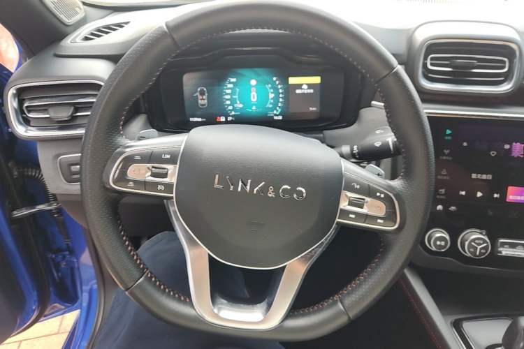 Used Lynk & Co 03 2018 1.5TD DCT JingPro Edition China V Standard Steering Wheel