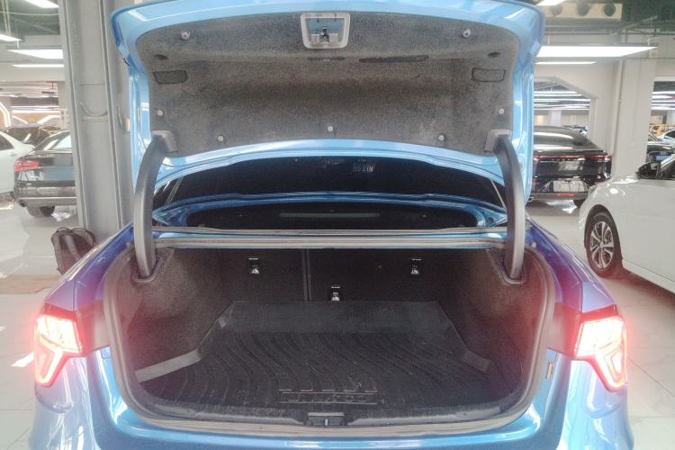 Used Lynk & Co 03 2018 1.5TD DCT JingPro Edition China V Standard Trunk
