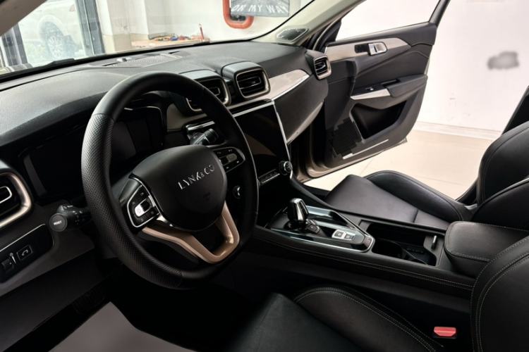 Used Lynk & Co 03 2018 1.5TD DCT Pro Version China V Standard Interior 2