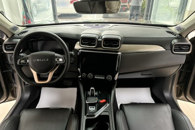 Used Lynk & Co 03 2018 1.5TD DCT Pro Version China V Standard Interior 4