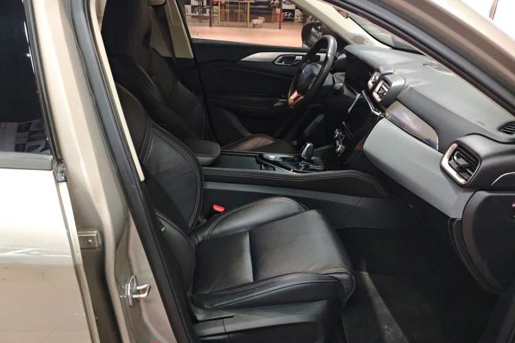 Used Lynk & Co 03 2018 1.5TD DCT Version China V Standard Right Front Seat