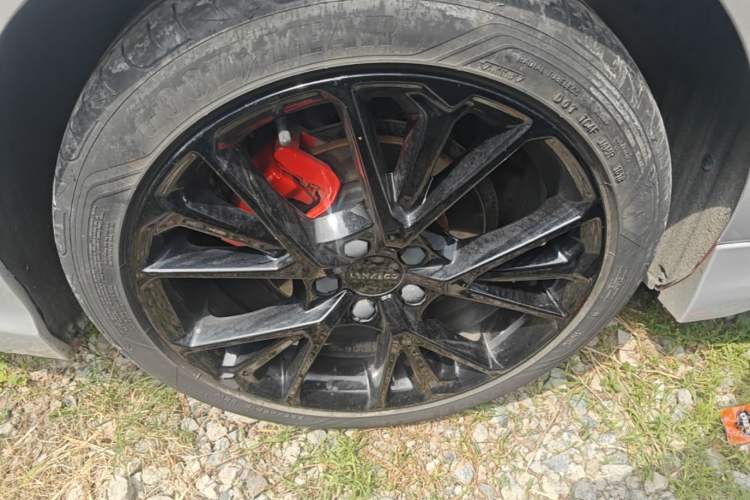 Used Lynk & Co 03 2018 1.5TD DCT JingPro Edition China V Standard Right Rear Wheel Hub