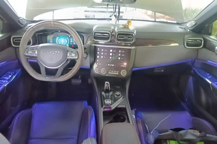 Used Lynk & Co 03 2018 1.5TD DCT JingPro Edition China V Standard Center Console