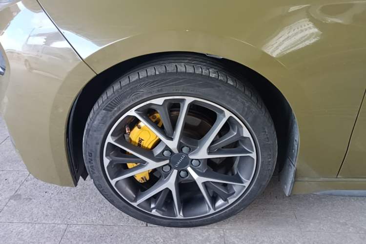 Used Lynk & Co 03 2018 1.5TD DCT JingPro Edition China V Standard Exterior 4