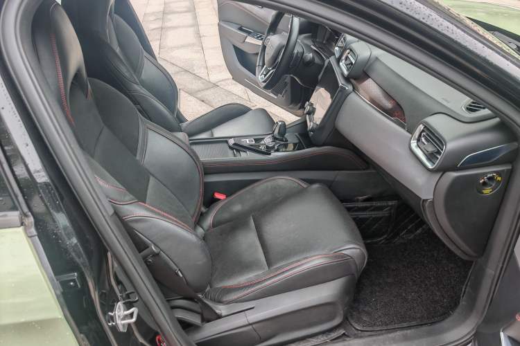 Used Lynk & Co 03 2018 1.5TD DCT Sport Edition China V Standard Right Front Seat