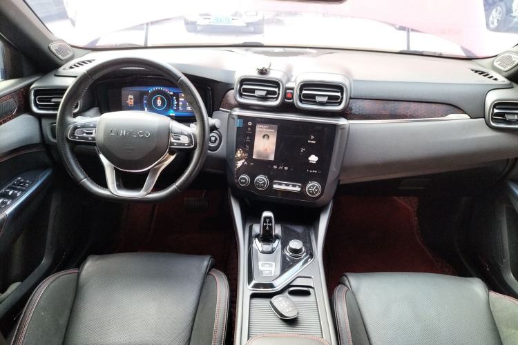 Used Lynk & Co 03 2018 1.5TD DCT JingPro Edition China V Standard Center Console