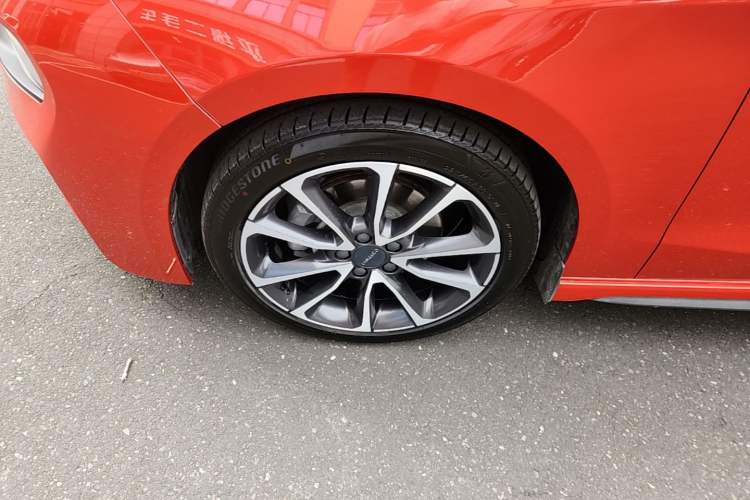 Used Lynk & Co 03 2018 1.5TD DCT Sport Edition China V Standard Left Front Wheel Hub