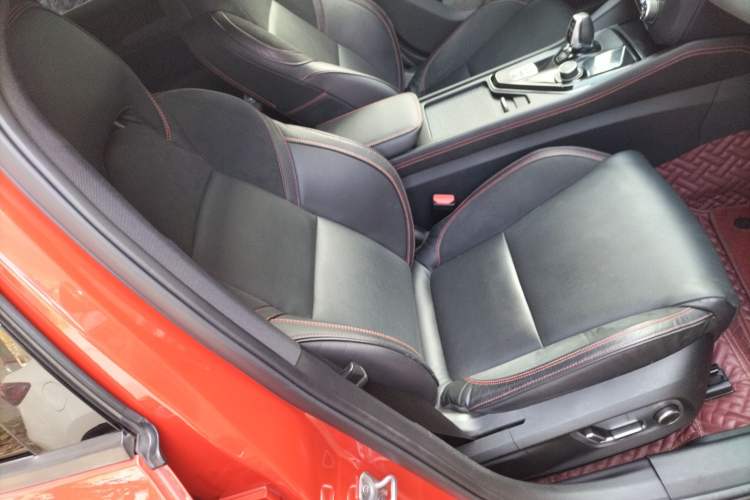 Used Lynk & Co 03 2018 1.5TD DCT JingPro Edition China V Standard Right Front Seat