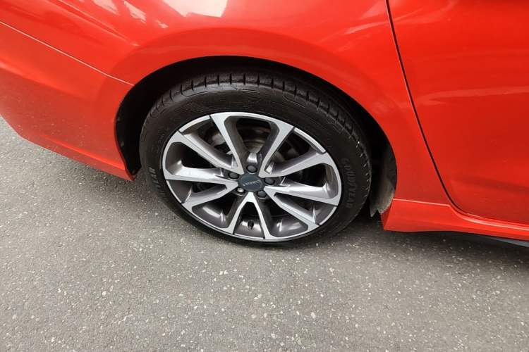 Used Lynk & Co 03 2018 1.5TD DCT Sport Edition China V Standard Right Rear Wheel Hub