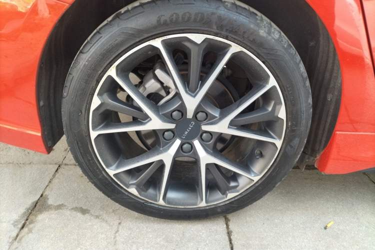 Used Lynk & Co 03 2018 1.5TD DCT JingPro Edition China V Standard Right Rear Wheel Hub