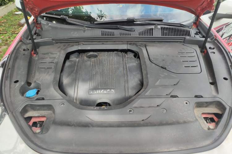Used Lynk & Co 03 2018 1.5TD DCT JingPro Edition China V Standard Engine Bay