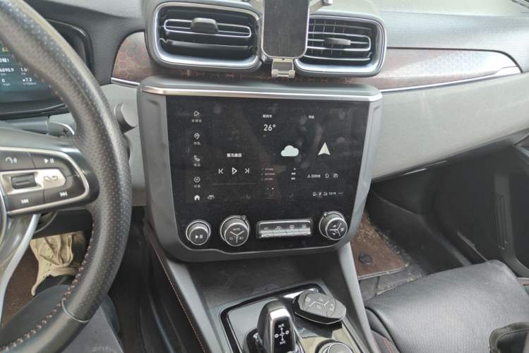 Used Lynk & Co 03 2018 1.5TD DCT JingPro Edition China V Standard Audio And AC Panel