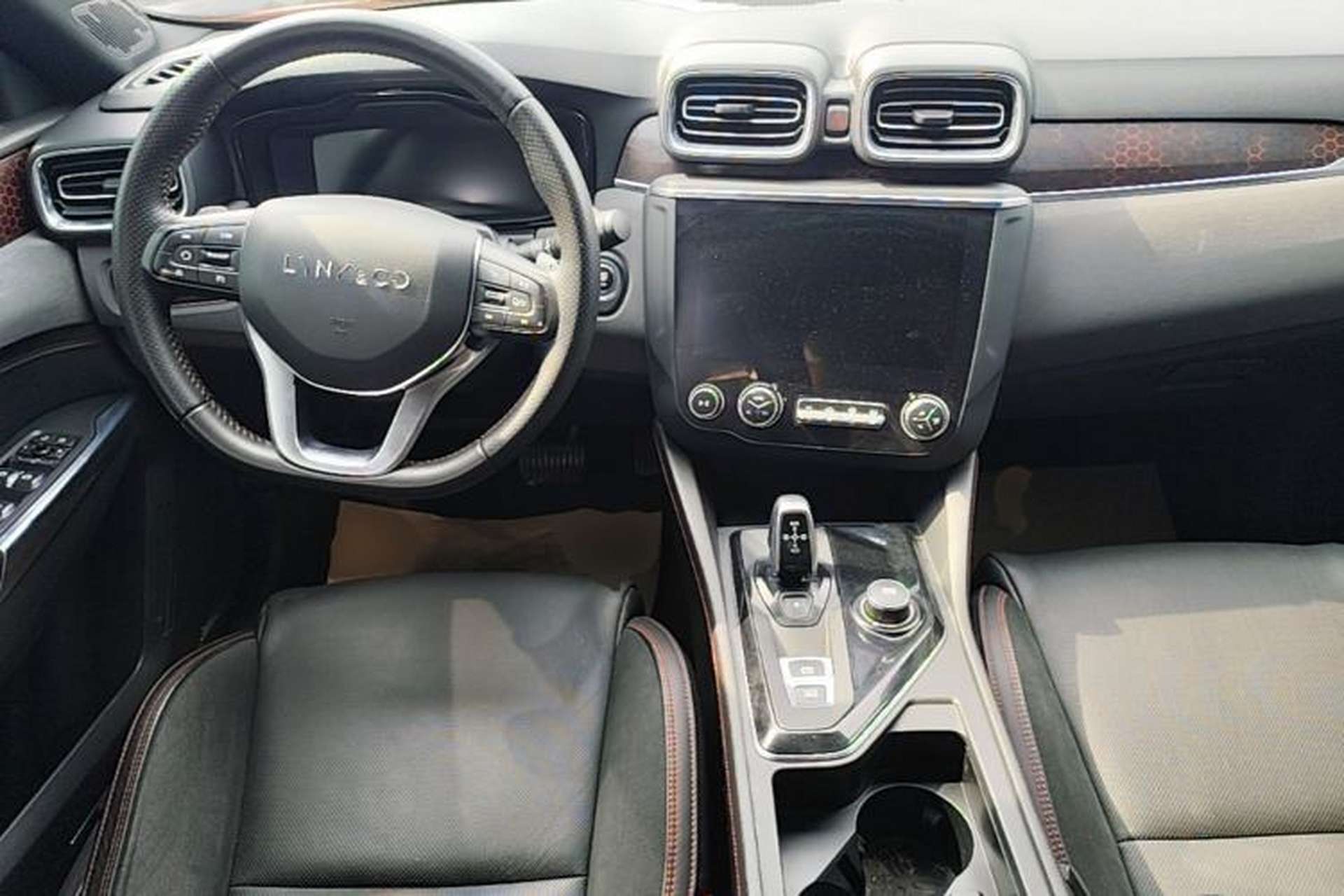 Used Lynk & Co 03 2018 1.5TD DCT Sport Edition China V Standard Center Console
