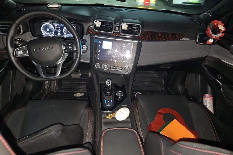 Used Lynk & Co 03 2018 1.5TD DCT JingPro Edition China V Standard Center Console