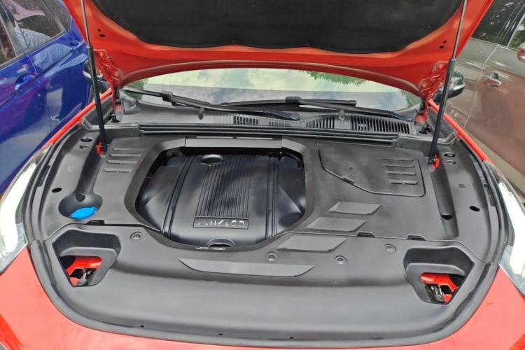 Used Lynk & Co 03 2018 1.5TD DCT JingPro Edition China V Standard Engine Bay