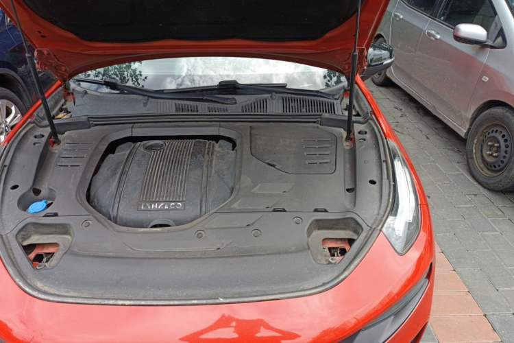 Used Lynk & Co 03 2018 1.5TD DCT JingPro Edition China V Standard Engine Bay Left