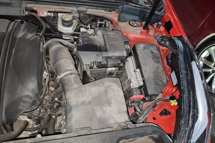 Used Lynk & Co 03 2018 1.5TD DCT JingPro Edition China V Standard Engine Bay Left