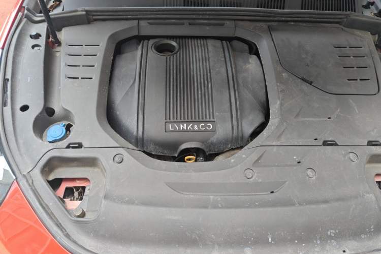 Used Lynk & Co 03 2018 1.5TD DCT JingPro Edition China V Standard Engine Bay Right
