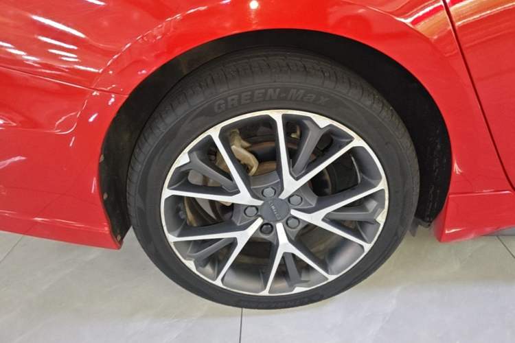 Used Lynk & Co 03 2018 1.5TD DCT JingPro Edition China V Standard Exterior 5