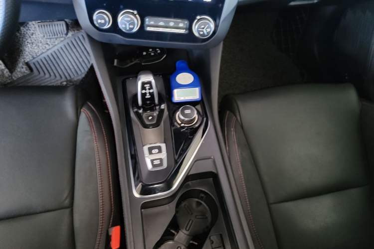 Used Lynk & Co 03 2018 1.5TD DCT Sport Edition China V Standard Gear Lever