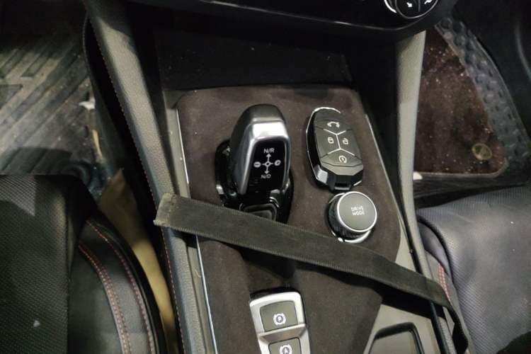 Used Lynk & Co 03 2018 1.5TD DCT JingPro Edition China V Standard Gear Lever