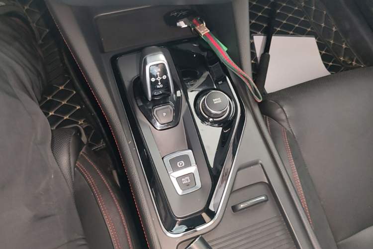 Used Lynk & Co 03 2018 1.5TD DCT Sport Edition China V Standard Gear Lever