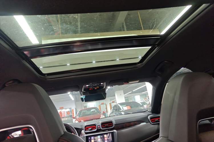 Used Lynk & Co 03 2018 1.5TD DCT JingPro Edition China V Standard Headliner