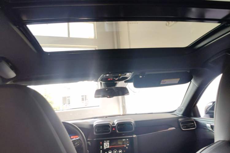 Used Lynk & Co 03 2018 1.5TD DCT Sport Edition China V Standard Headliner