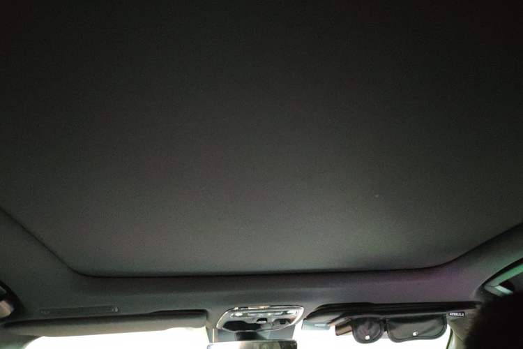 Used Lynk & Co 03 2018 1.5TD DCT JingPro Edition China V Standard Headliner