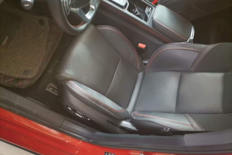 Used Lynk & Co 03 2018 1.5TD DCT JingPro Edition China V Standard Left Front Seat