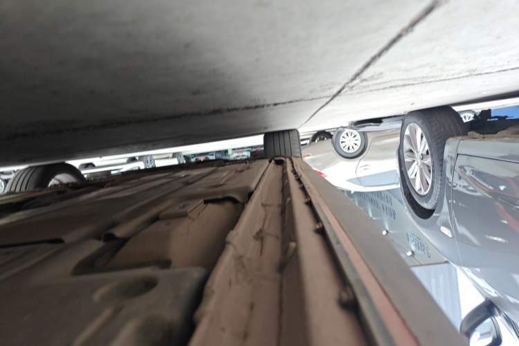 Used Lynk & Co 03 2018 1.5TD DCT JingPro Edition China V Standard Left Side Sill