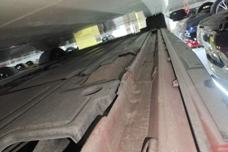 Used Lynk & Co 03 2018 1.5TD DCT JingPro Edition China V Standard Left Side Sill