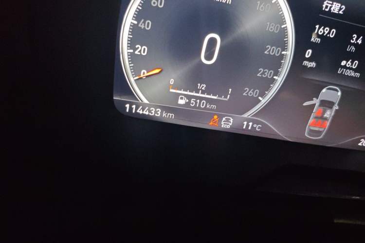 Used Lynk & Co 03 2018 1.5TD DCT JingPro Edition China V Standard Odometer Close Up