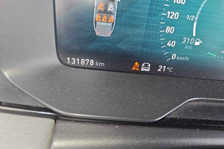 Used Lynk & Co 03 2018 1.5TD DCT JingPro Edition China V Standard Odometer Close Up