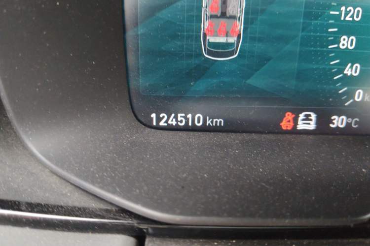 Used Lynk & Co 03 2018 1.5TD DCT Sport Edition China V Standard Odometer Close Up