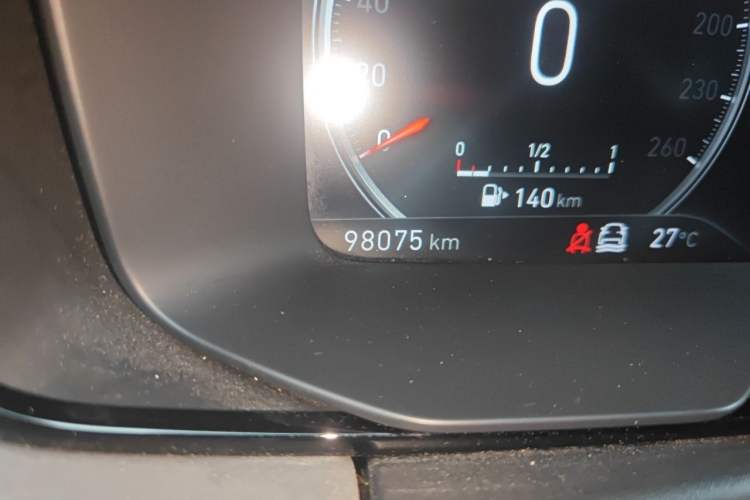 Used Lynk & Co 03 2018 1.5TD DCT JingPro Edition China V Standard Odometer Close Up