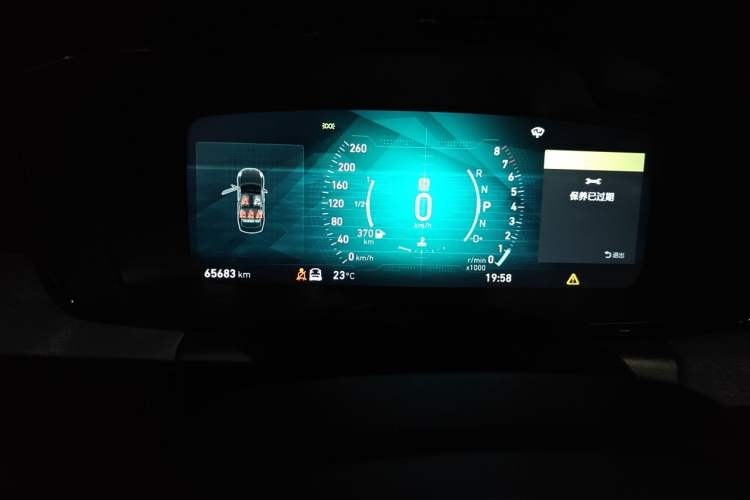 Used Lynk & Co 03 2018 1.5TD DCT JingPro Edition China V Standard Odometer Close Up