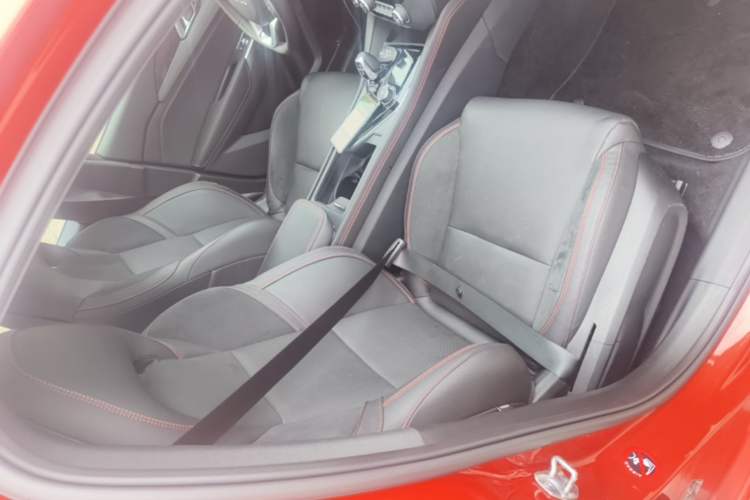 Used Lynk & Co 03 2018 1.5TD DCT Sport Edition China V Standard Right Front Seat