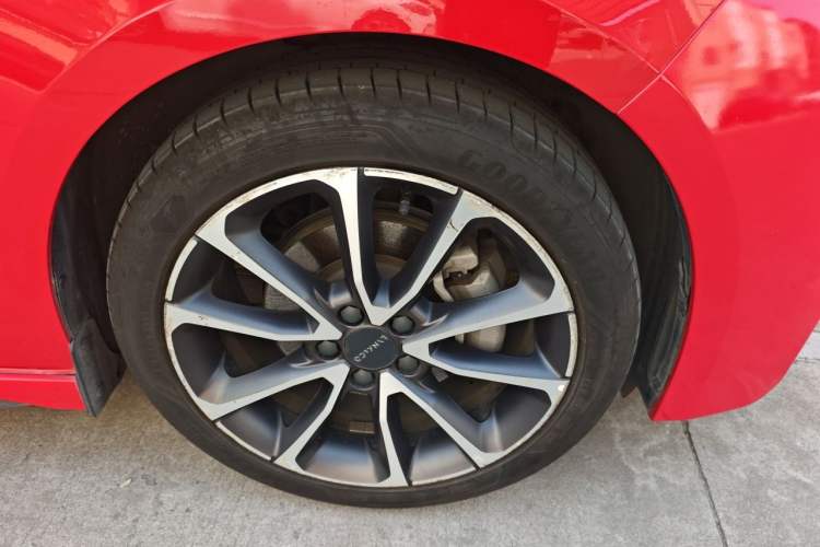 Used Lynk & Co 03 2018 1.5TD DCT Sport Edition China V Standard Right Front Wheel Hub