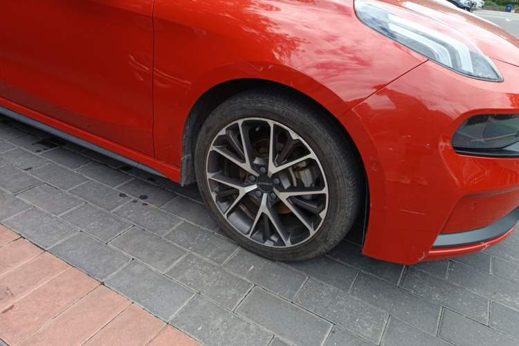 Used Lynk & Co 03 2018 1.5TD DCT JingPro Edition China V Standard Right Front Wheel Hub