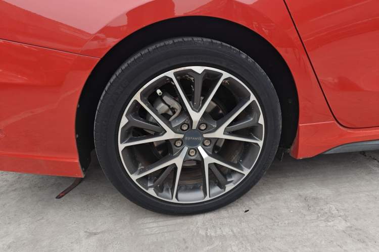 Used Lynk & Co 03 2018 1.5TD DCT JingPro Edition China V Standard Right Rear Wheel Hub