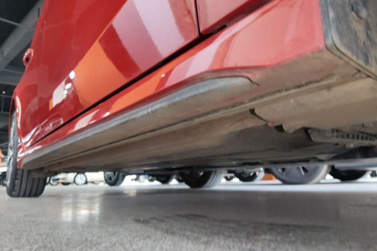 Used Lynk & Co 03 2018 1.5TD DCT Sport Edition China V Standard Right Side Sill